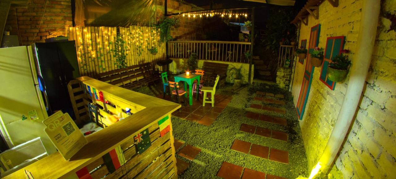 Kimana Hostal Санта-Роса-де-Кабаль Экстерьер фото