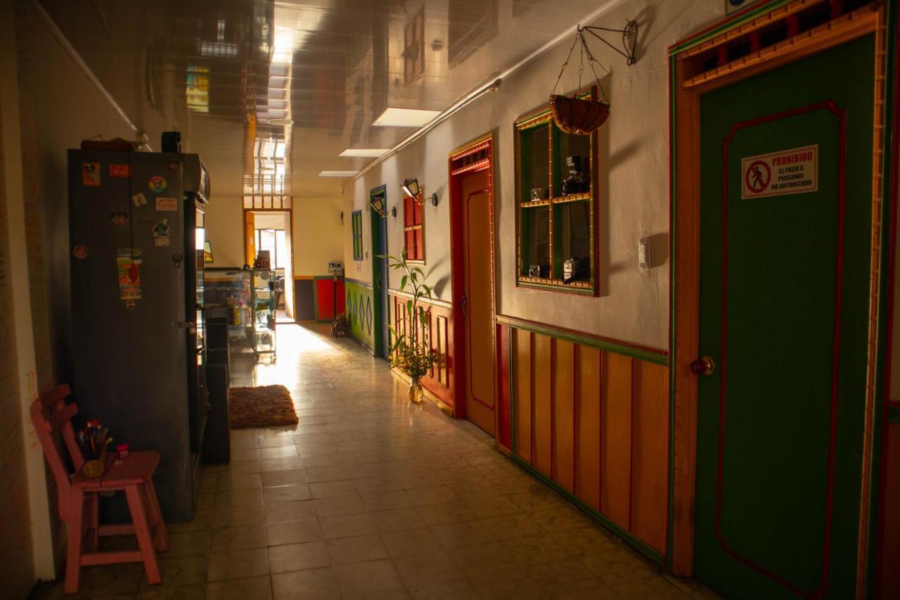 Kimana Hostal Санта-Роса-де-Кабаль Экстерьер фото